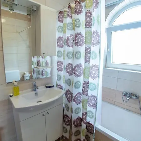 Atl Вилла Благай